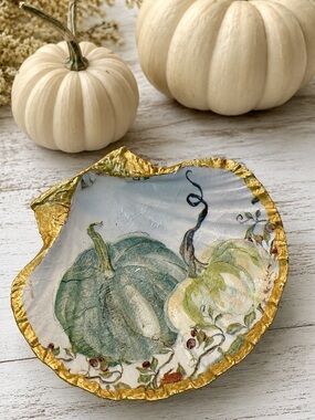 Hand Crafted Fall Pumpkins Trinket Shell Dish Green 5”